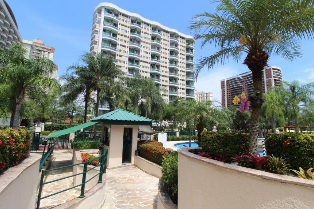 Barra Da Tijuca - 508 - De Frente Para Maravilhosa Piscina - Estacionamento Gratuito - Academia Comphania Atletica - Balsa Para Praia Gratis - Microondas - Geladeira Grande - Recepcao 24Horas - Wi-Fi - Com Pia Ρίο ντε Τζανέιρο Εξωτερικό φωτογραφία
